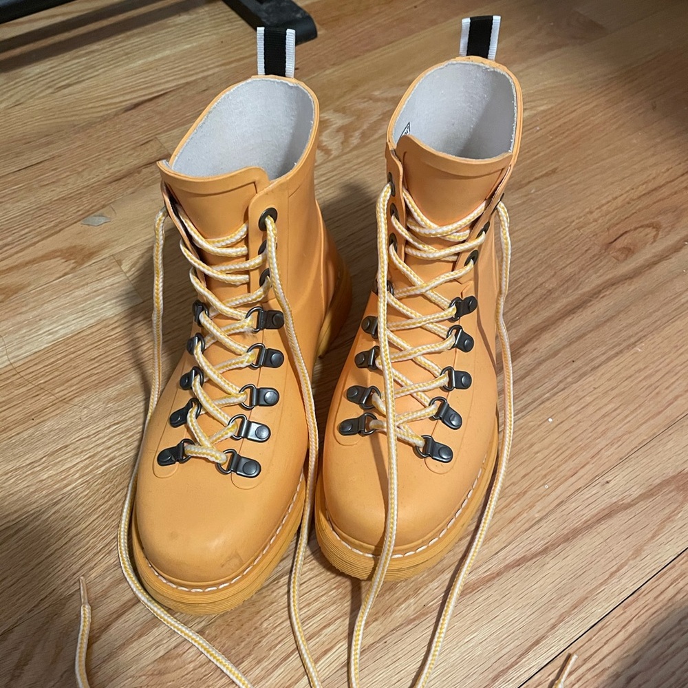 Vero Moda yellow rain boots